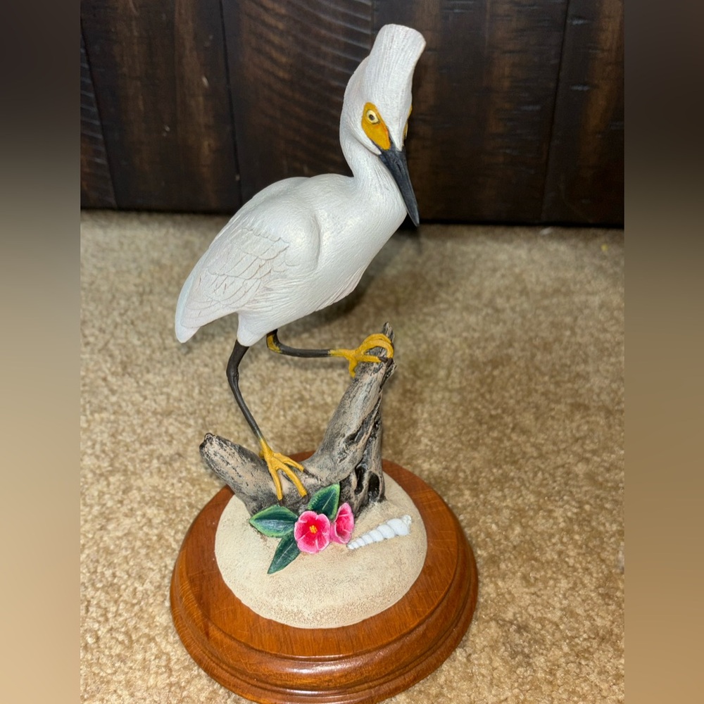 RARE 1985 Snowy Egret hand carved by John Mullican Hamilton Collection. COA